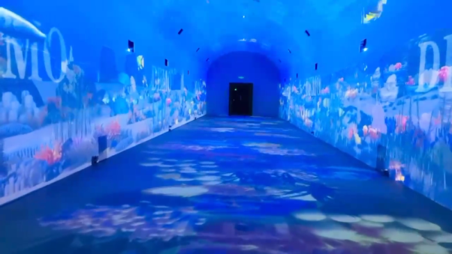 離海最遠(yuǎn)的海洋文化中心，SEEMILE點(diǎn)亮嵌入沙漠的海底隧道